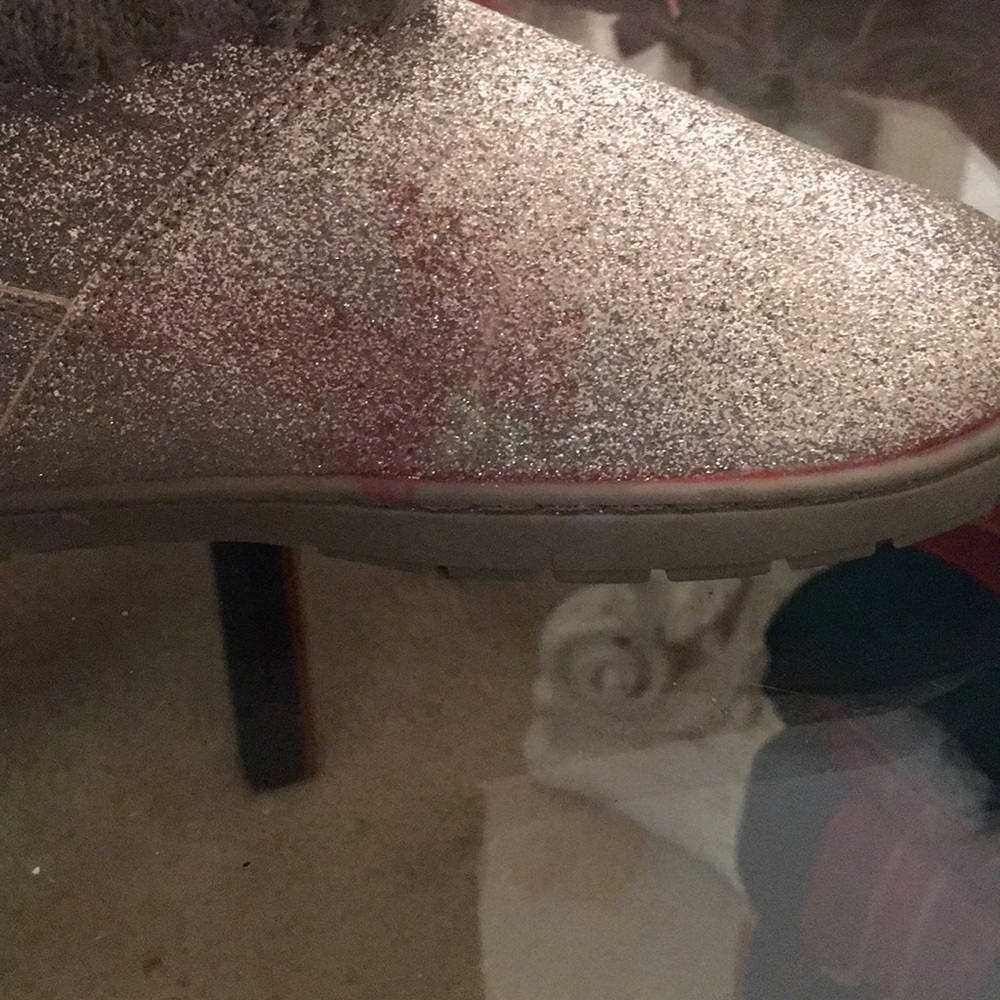 Hello Kitty Boots - Picture 6 of 6